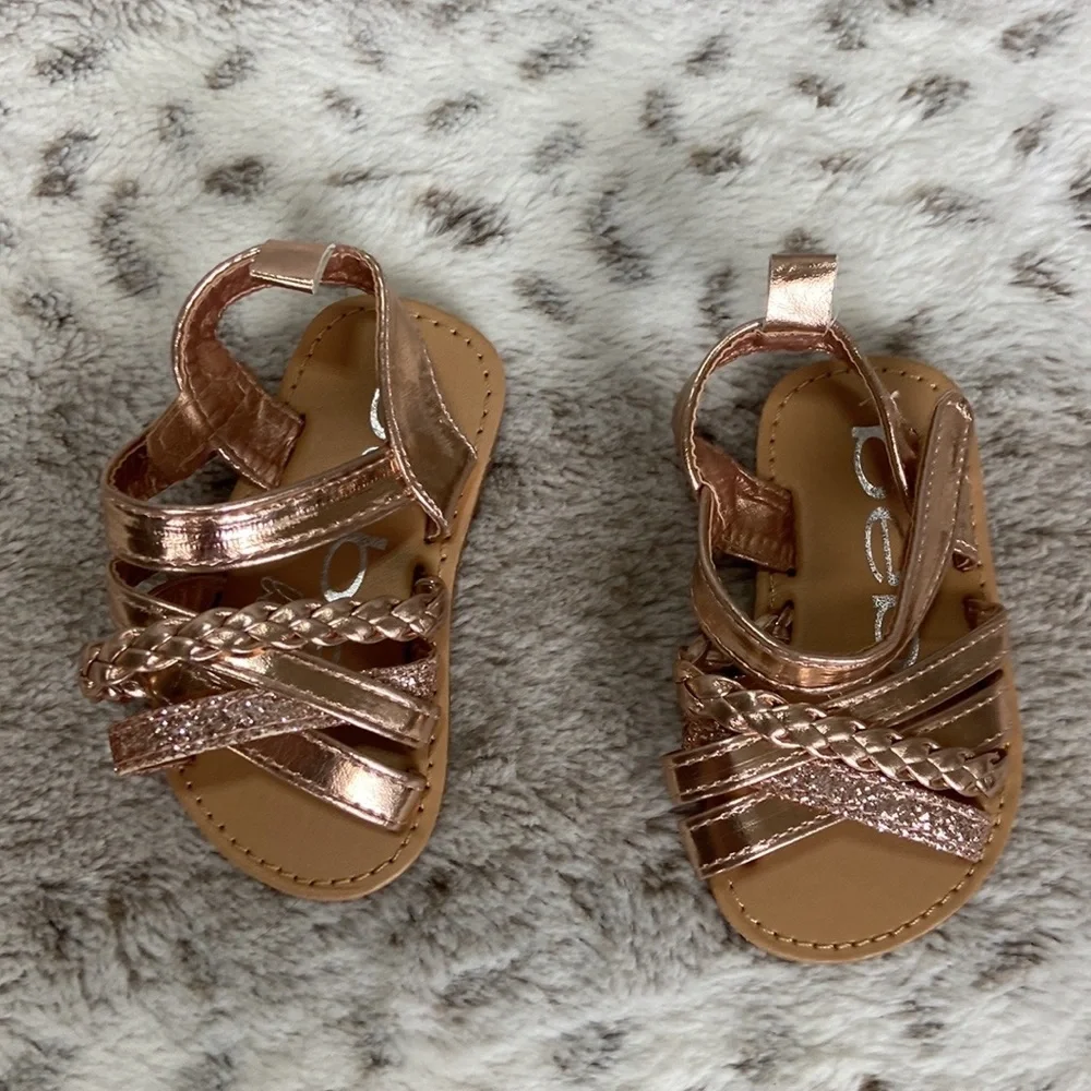bebe nwot sandals